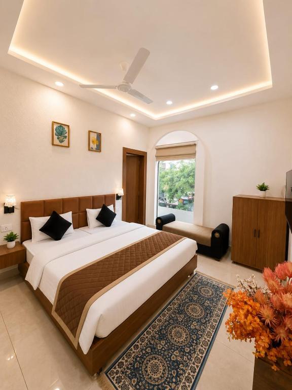Megh Hotel